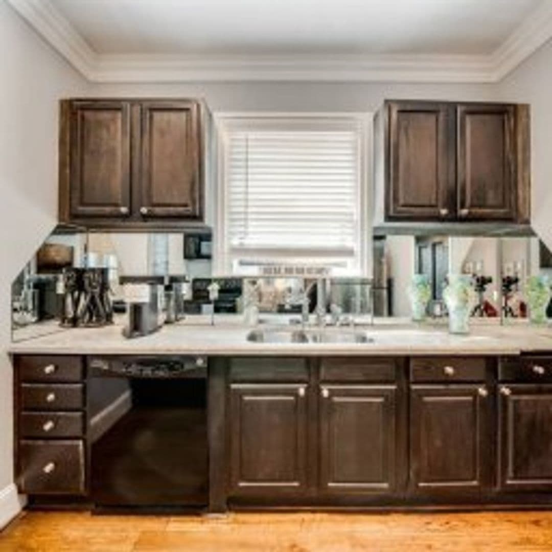 Dallas Apartment: 4417 Swiss Avenue