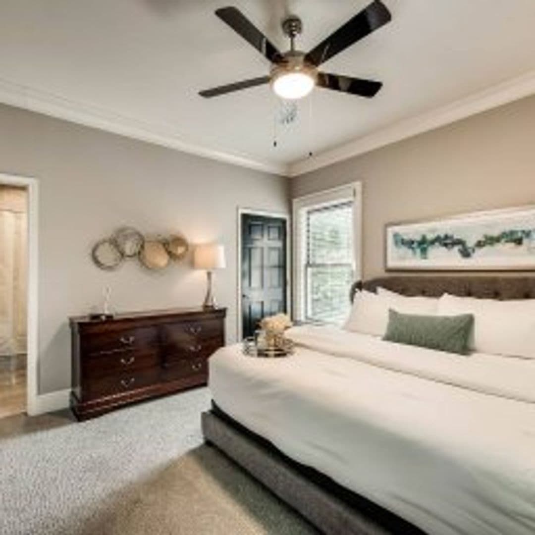 Dallas Apartment: 4417 Swiss Avenue