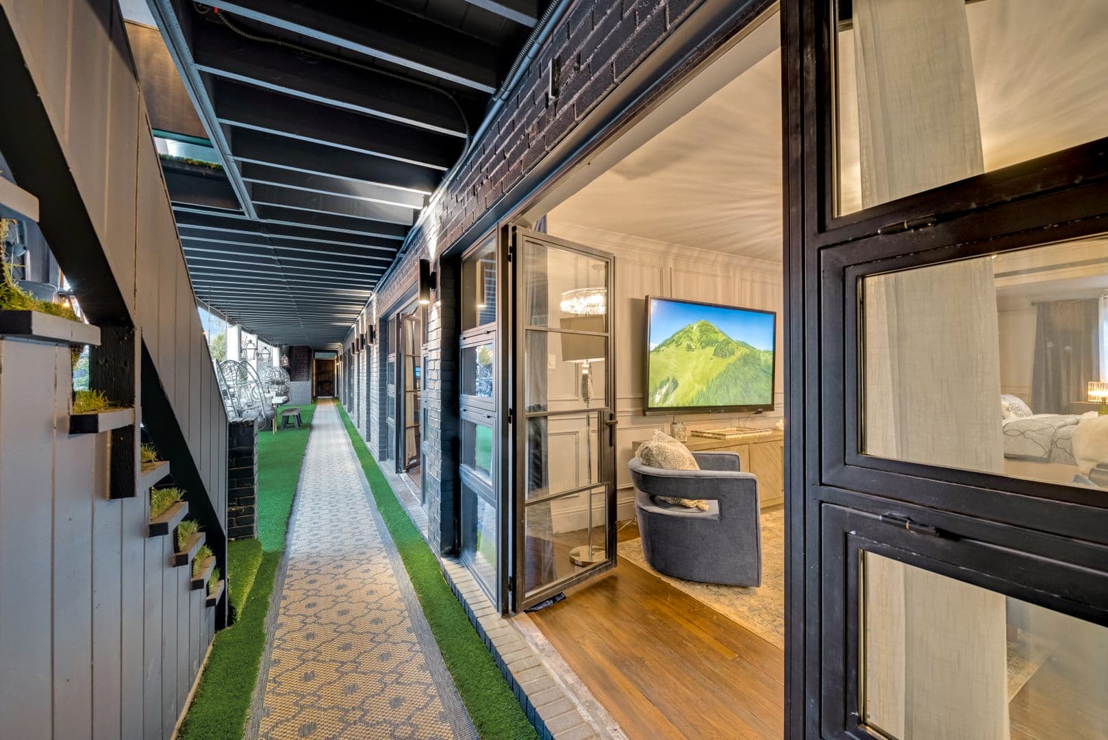 Dallas Apartment: 4803 Junius Street