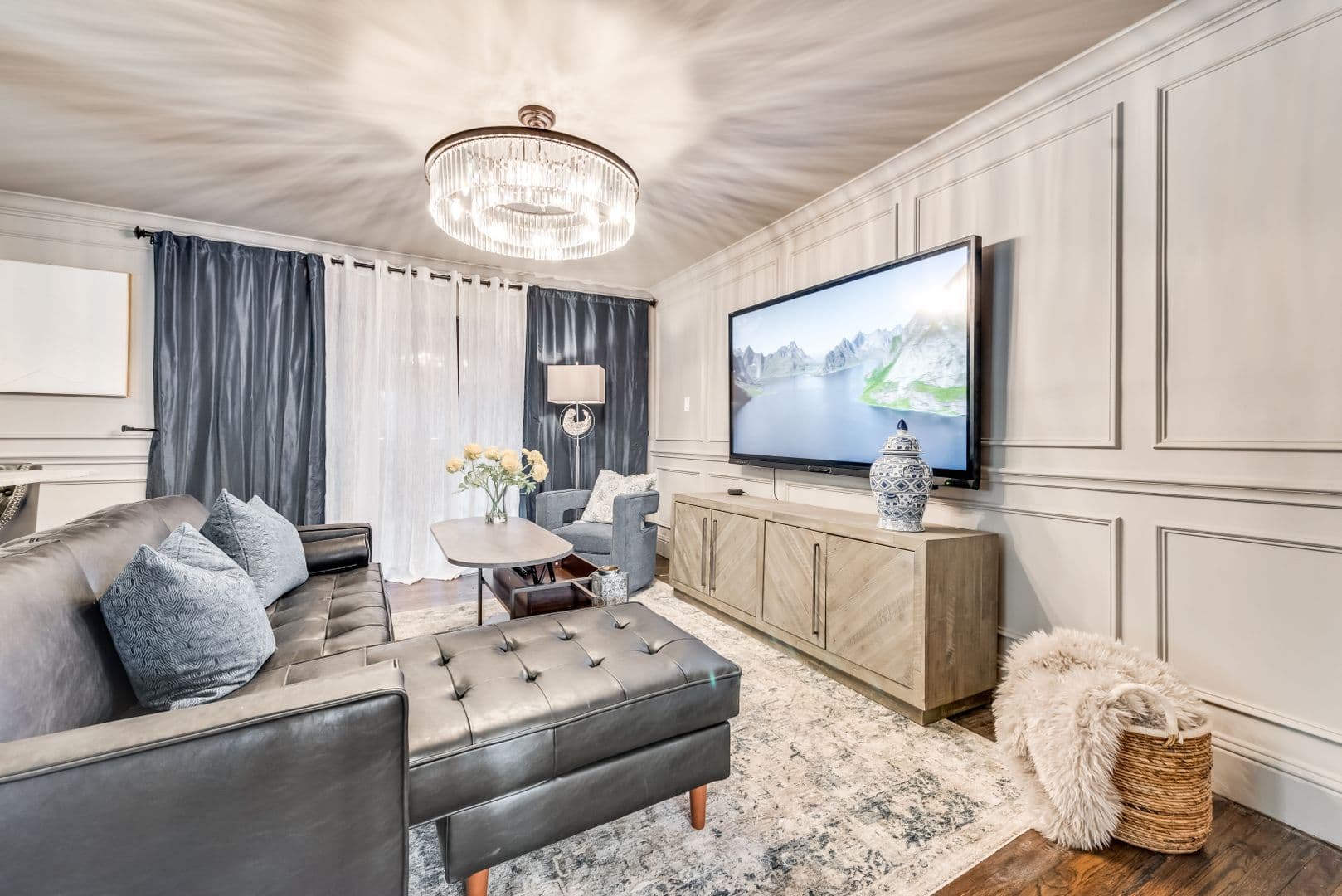 Dallas Apartment: 4803 Junius Street