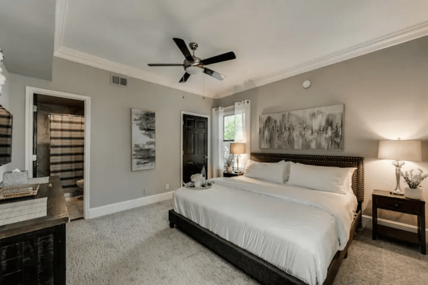Dallas Apartment: 4417 Swiss Avenue