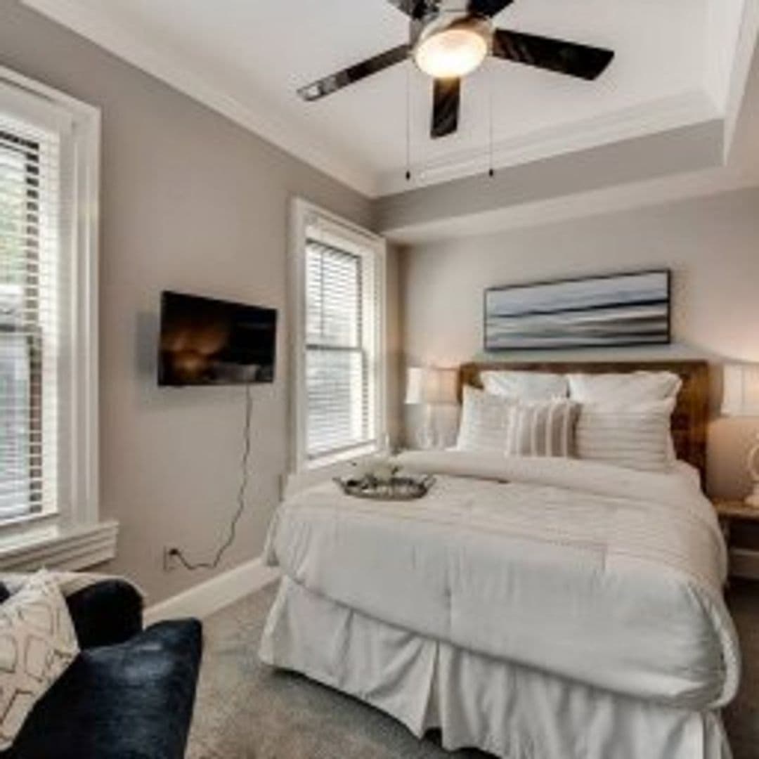 Dallas Apartment: 4417 Swiss Avenue