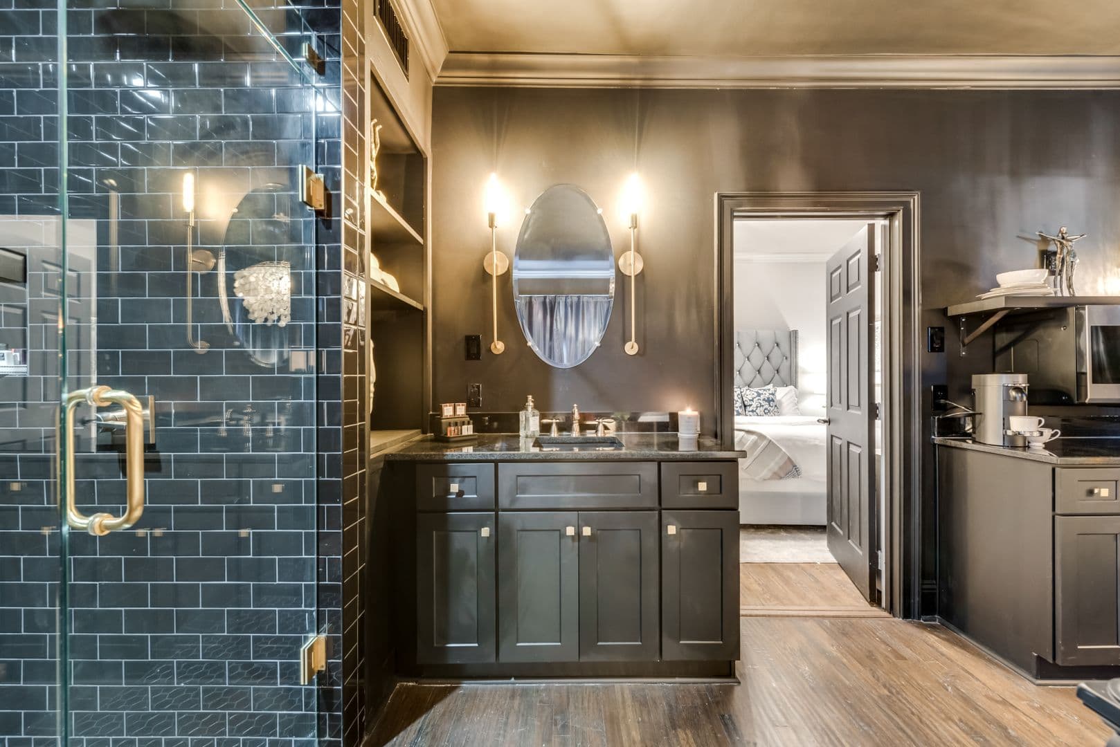 Dallas Apartment: 4902 Worth Street