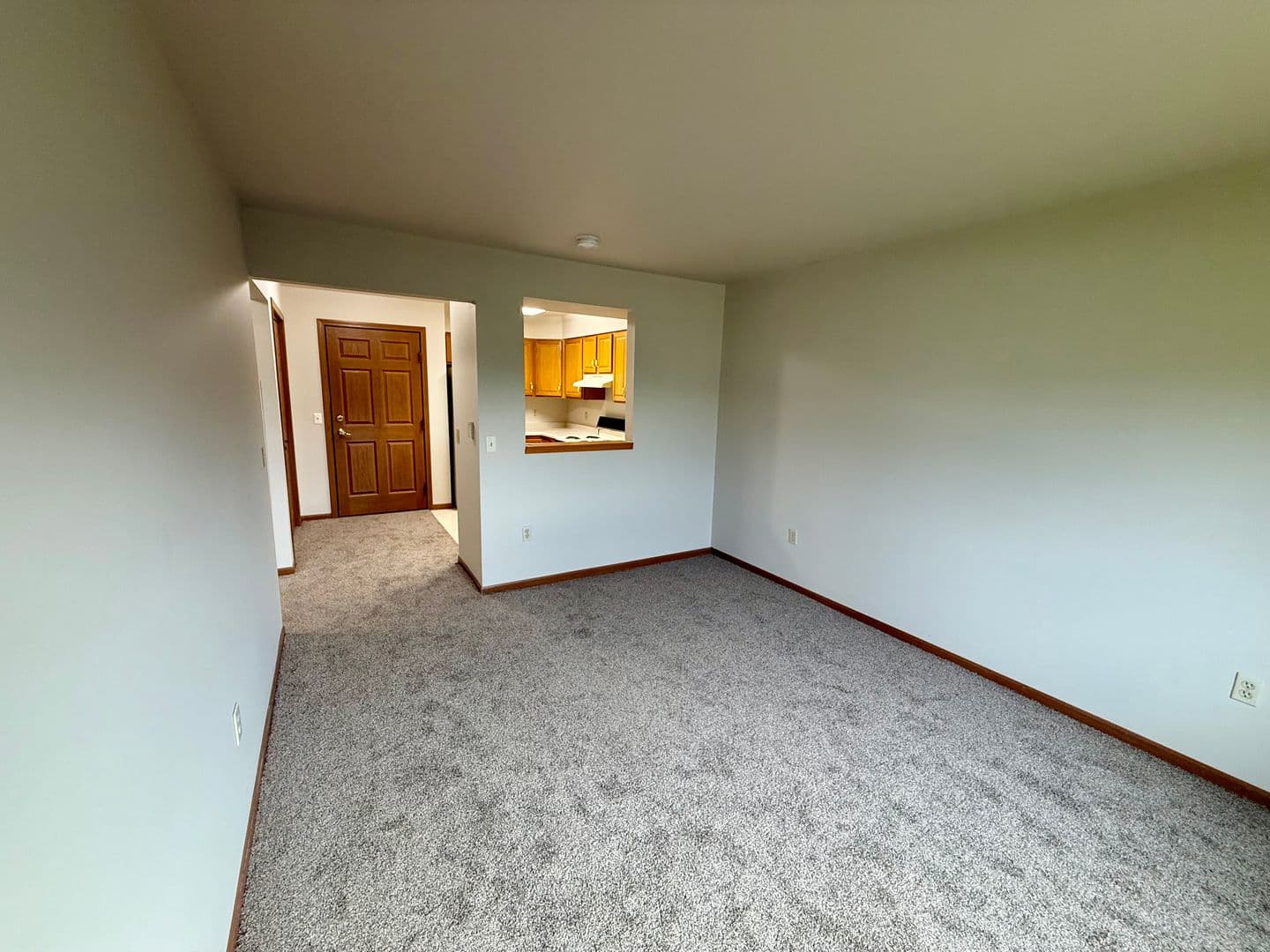 Eau Claire Apartment: 4880 Otteson Lane