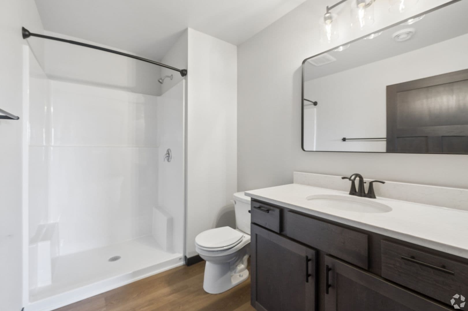 Altoona Apartment: 300 Yellowstone Tr & 676/708/736/756 Yosemite Way