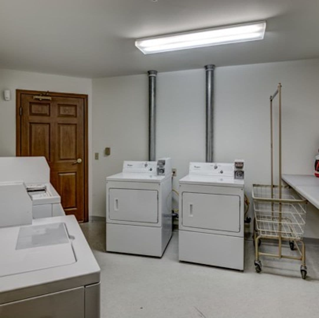 Eau Claire Apartment: 4880 Otteson Lane