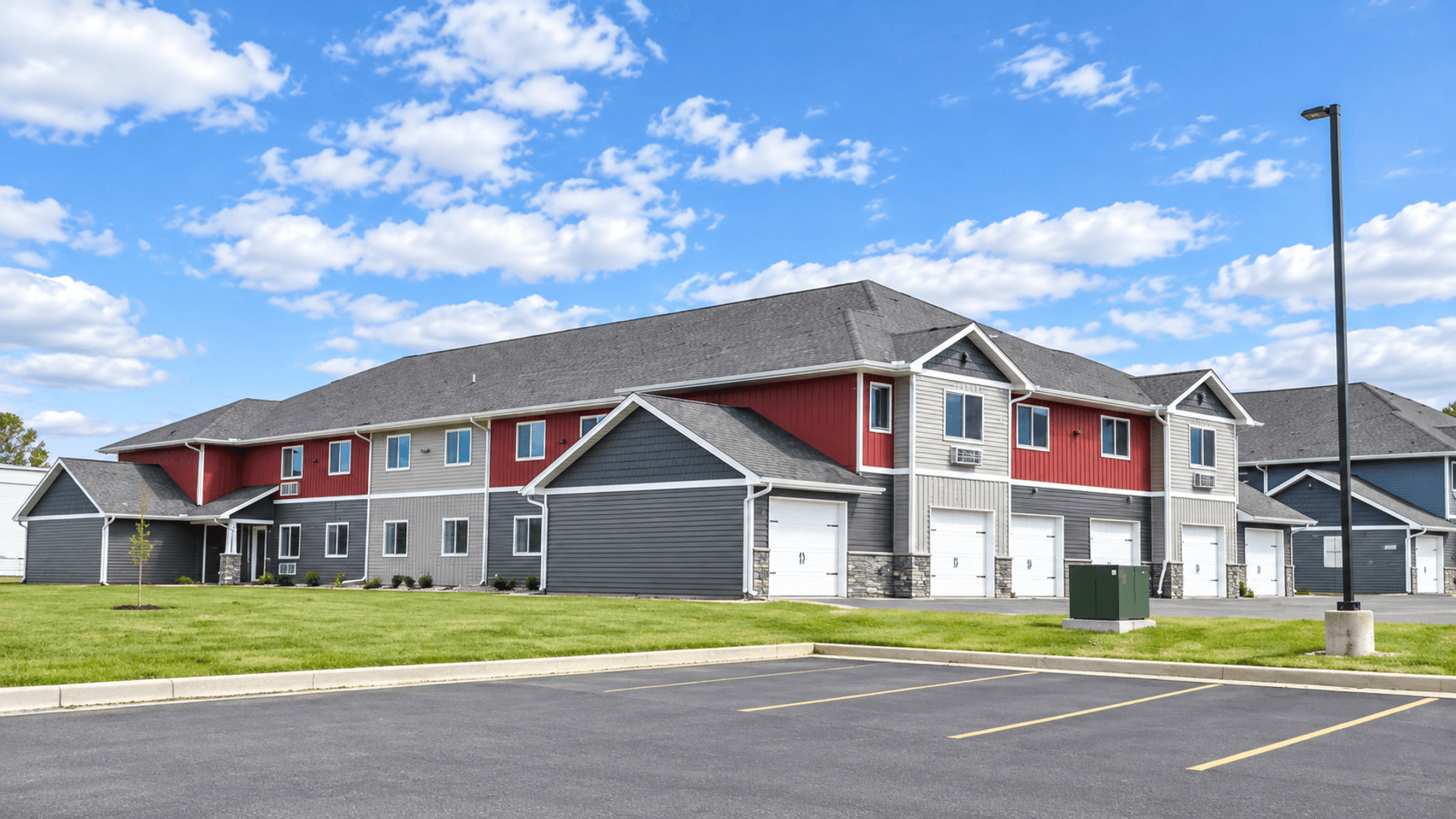 Chippewa Falls Apartment: 310, 312, 314, 316 Colome St