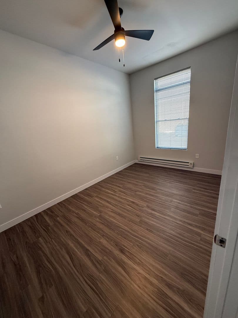 Eau Claire Apartment: 715 S Barstow St