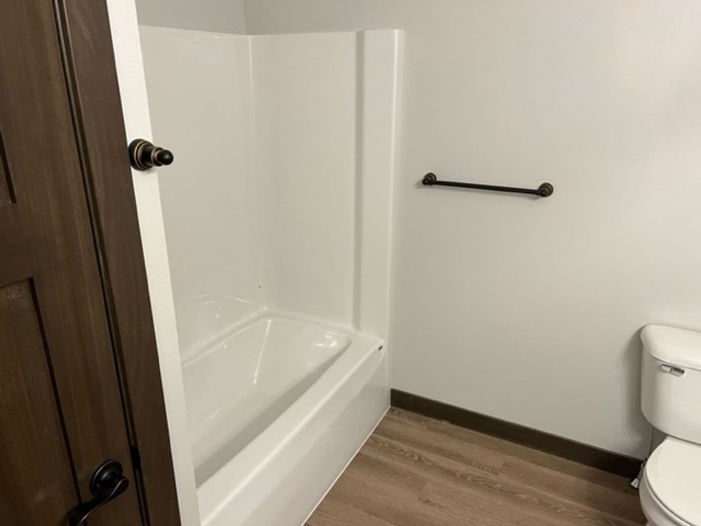 Elk Mound Apartment: 224 & 226 Independence Dr