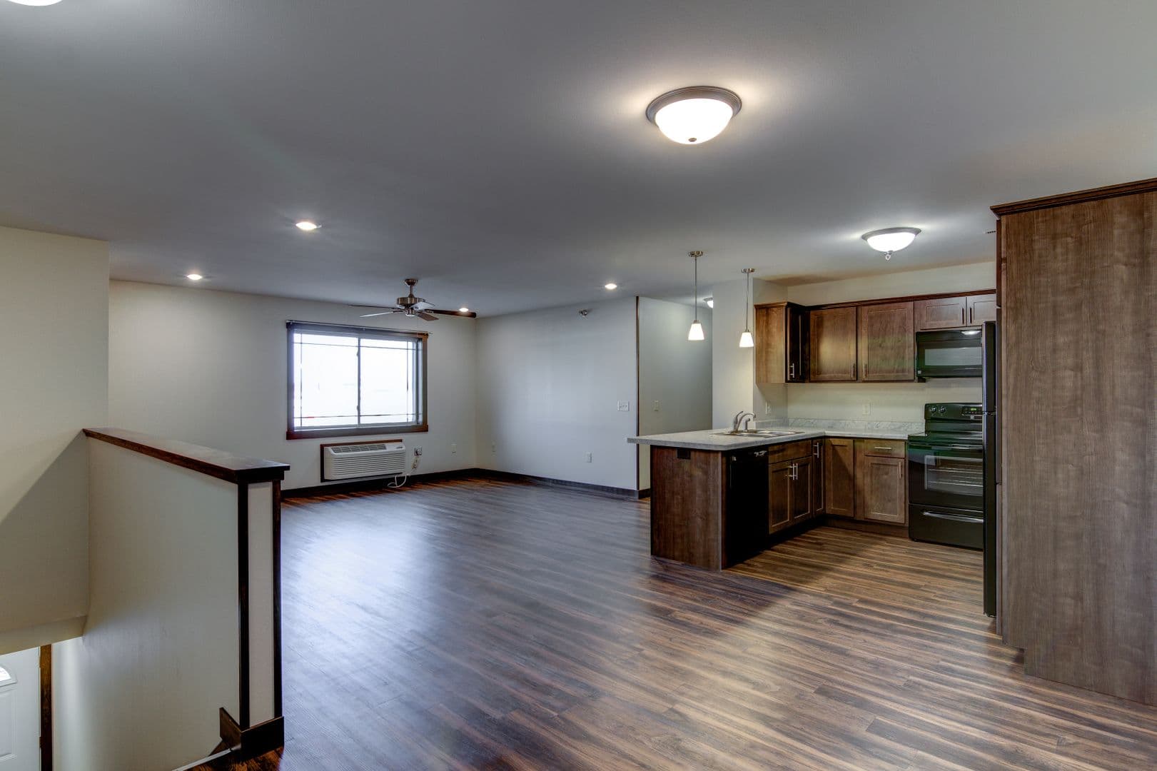 Chippewa Falls Apartment: 310, 312, 314, 316 Colome St