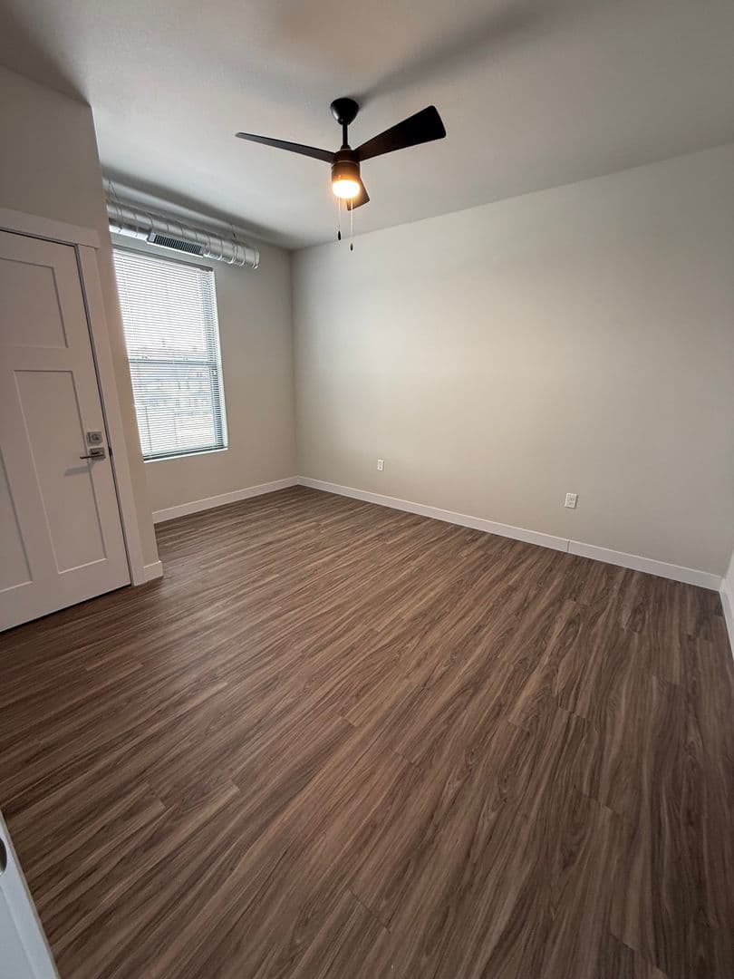 Eau Claire Apartment: 715 S Barstow St