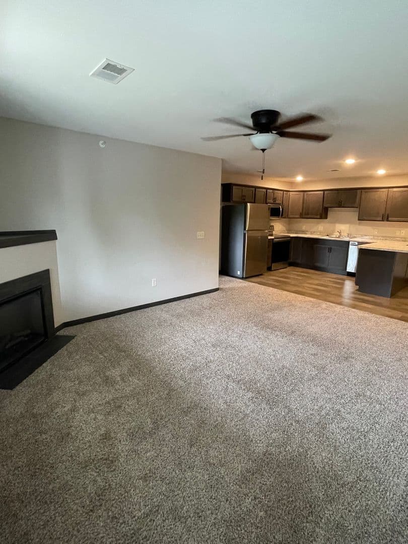 Eau Claire Apartment: 1123 1145 1167 Prairie Lane
