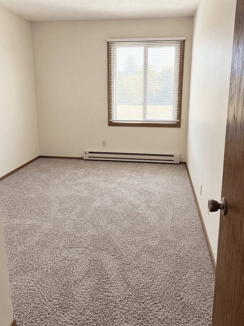 Eau Claire Apartment: 2828 Claudette St