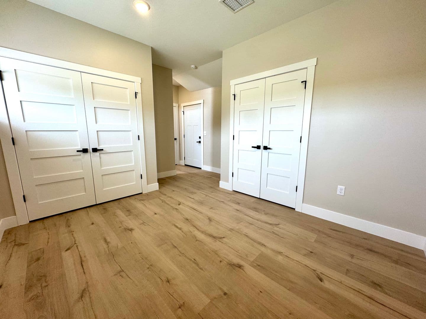 altoona Apartment: 1605-1623 Planert Place