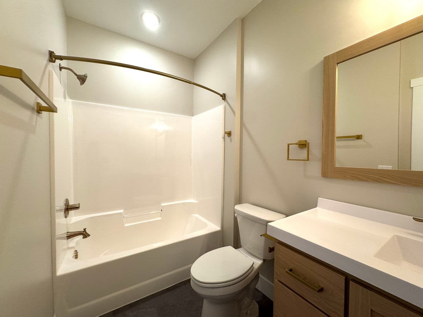 altoona Apartment: 1605-1623 Planert Place