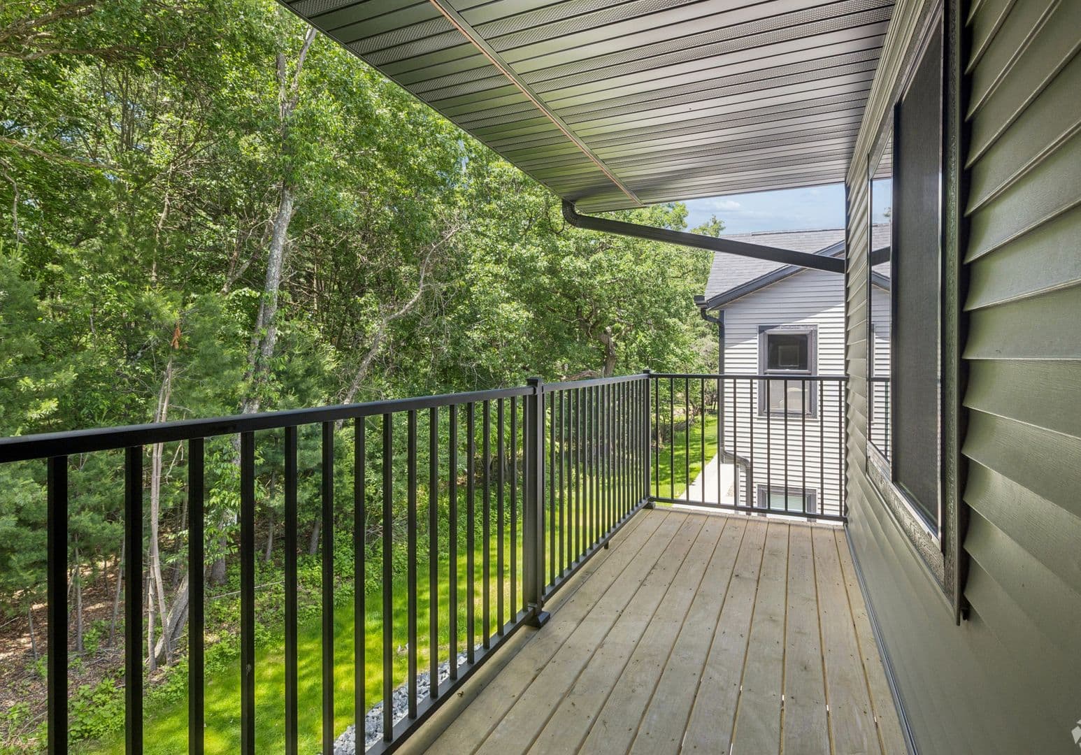 Altoona Apartment: 300 Yellowstone Tr & 676/708/736/756 Yosemite Way