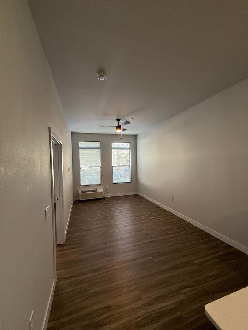 Eau Claire Apartment: 715 S Barstow St
