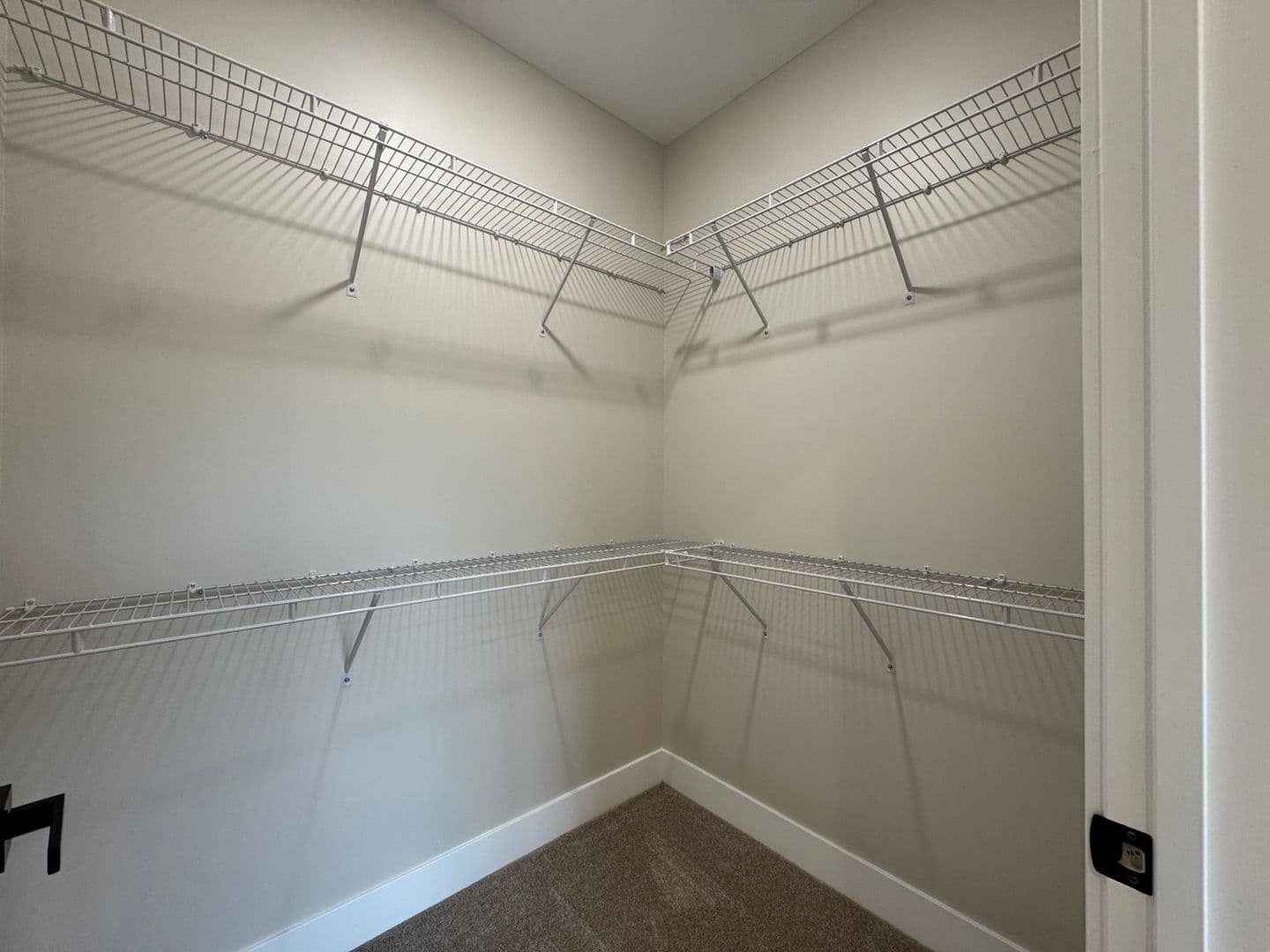altoona Apartment: 1605-1623 Planert Place