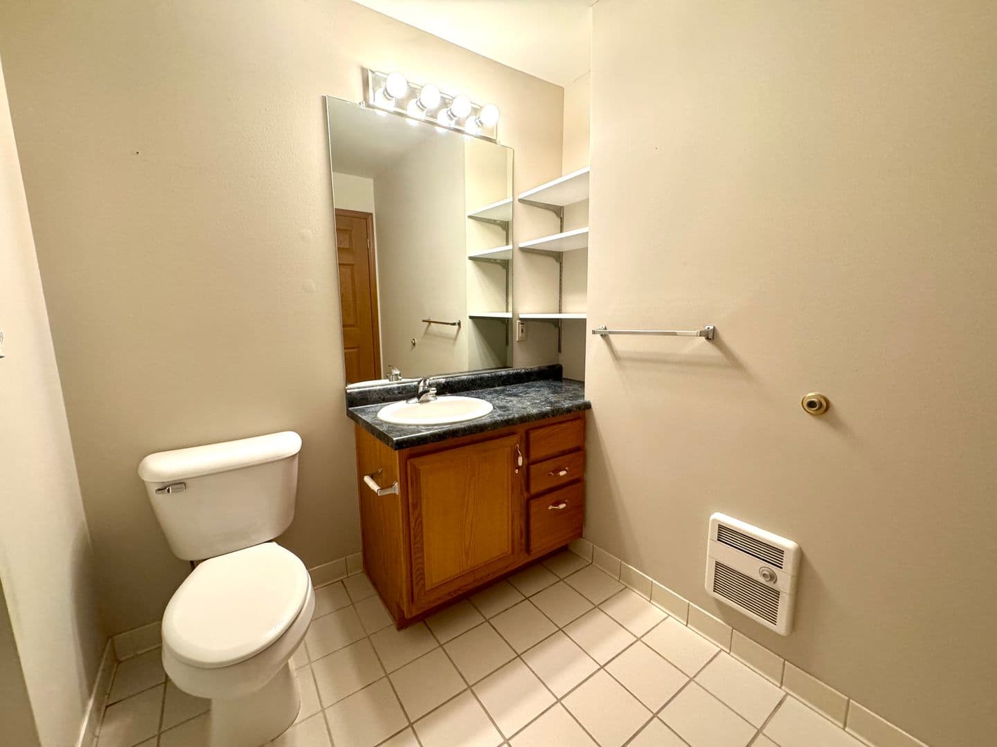 Eau Claire Apartment: 4880 Otteson Lane