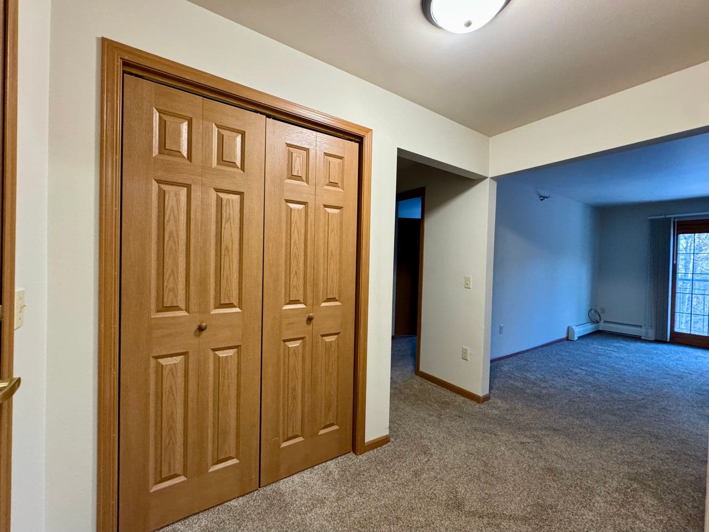 Eau Claire Apartment: 4880 Otteson Lane