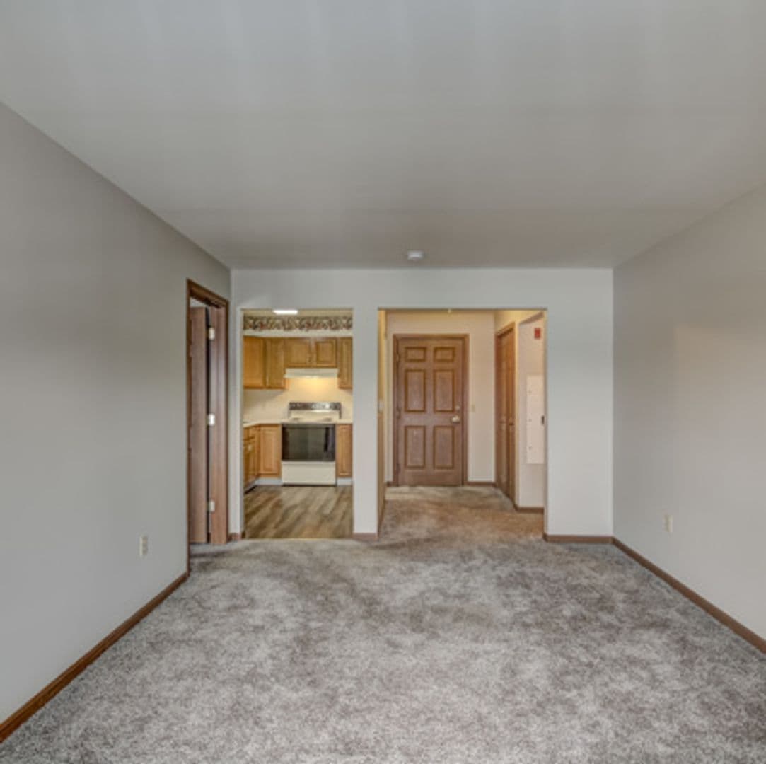Eau Claire Apartment: 4880 Otteson Lane
