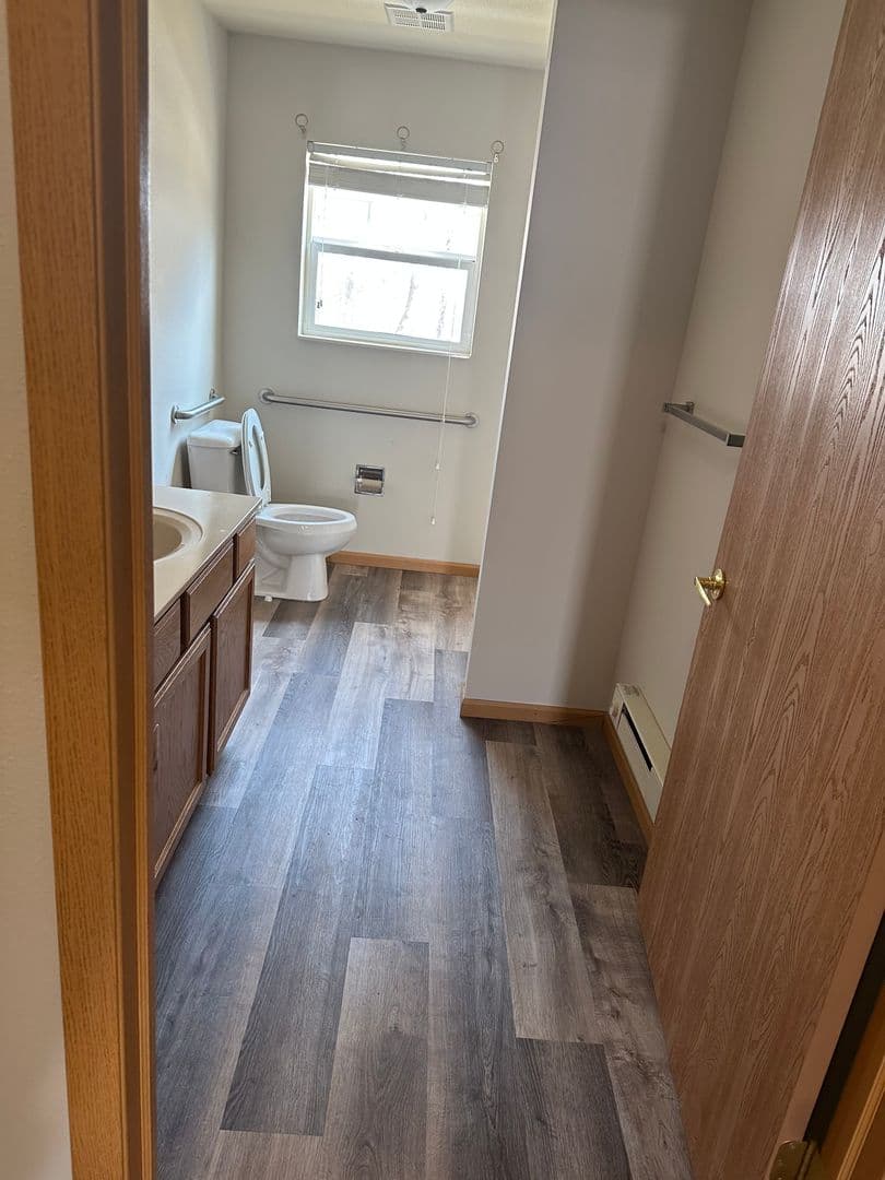 Menomonie Apartment: 879 Dancing Oaks Circle