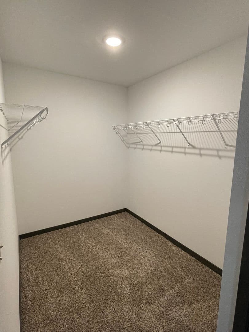Eau Claire Apartment: 1123 1145 1167 Prairie Lane