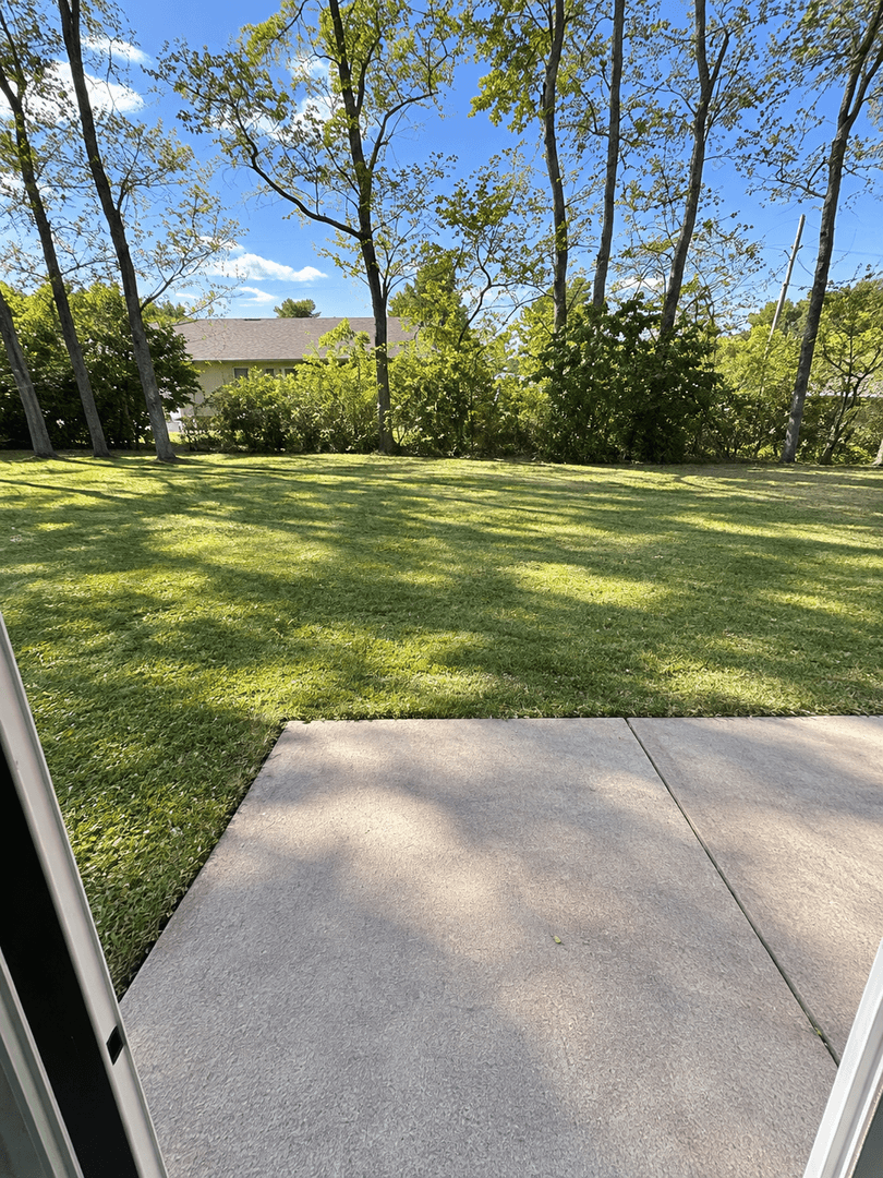 Eau Claire Apartment: 2820-2822 Beverly Hills Dr