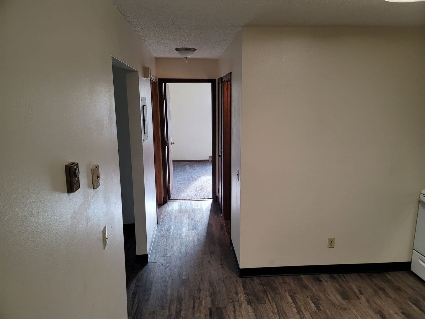 Eau Claire Apartment: 2313 Golf Road