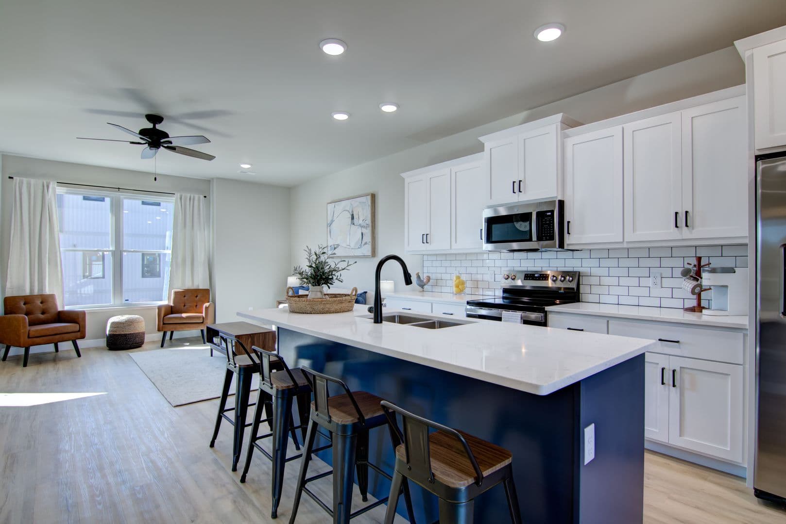 Altoona House: 2529 Otter Tail Way