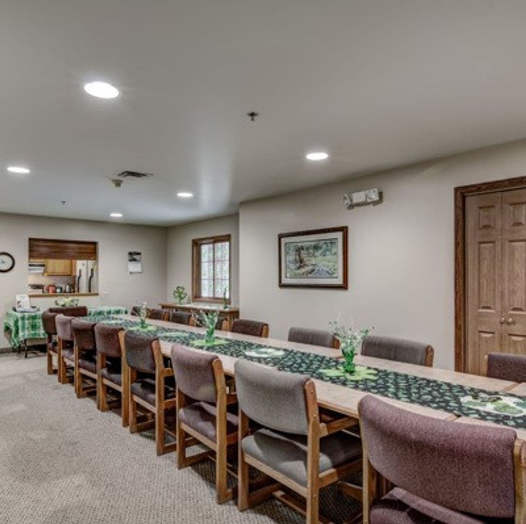 Eau Claire Apartment: 4880 Otteson Lane