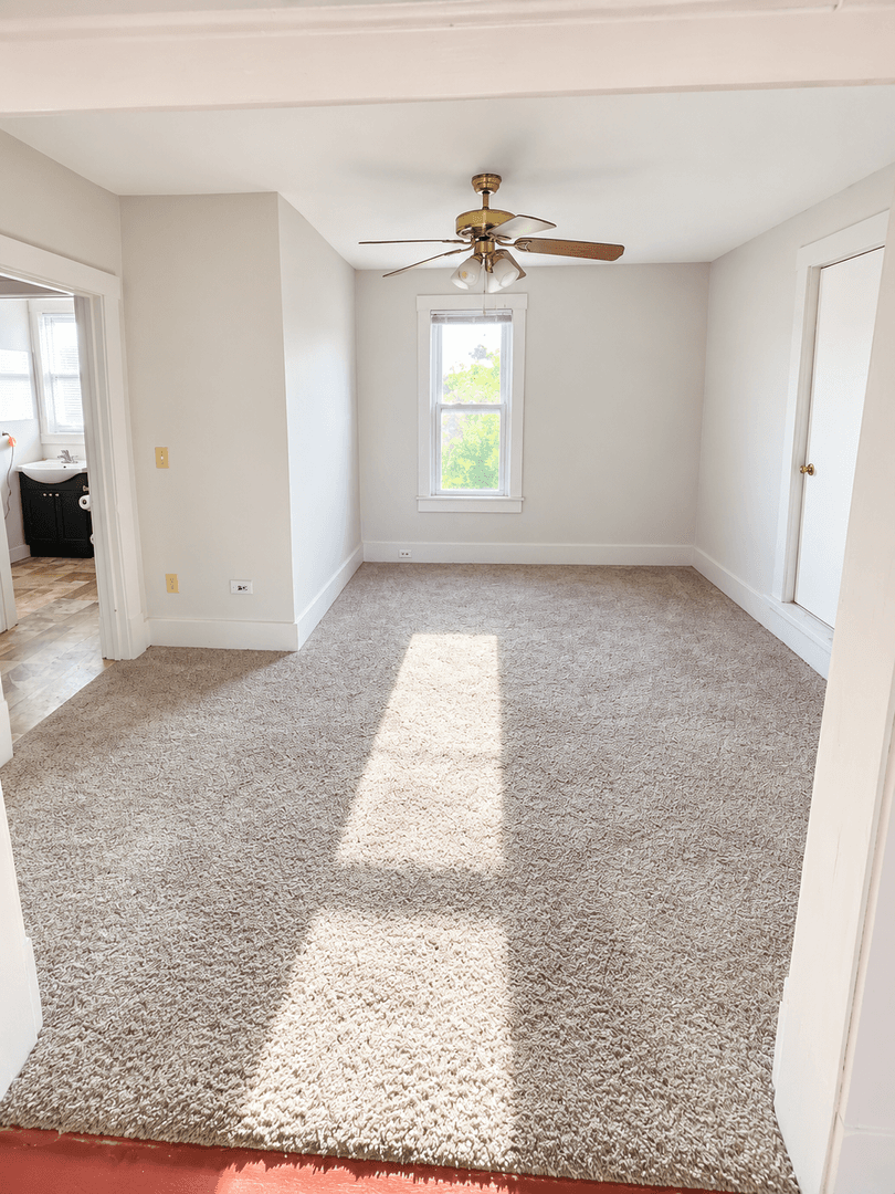 Eau Claire Apartment: 611 - 611 1/2 Bergen Ave