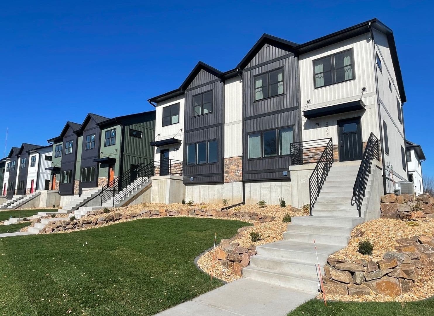 Altoona House: 2529 Otter Tail Way