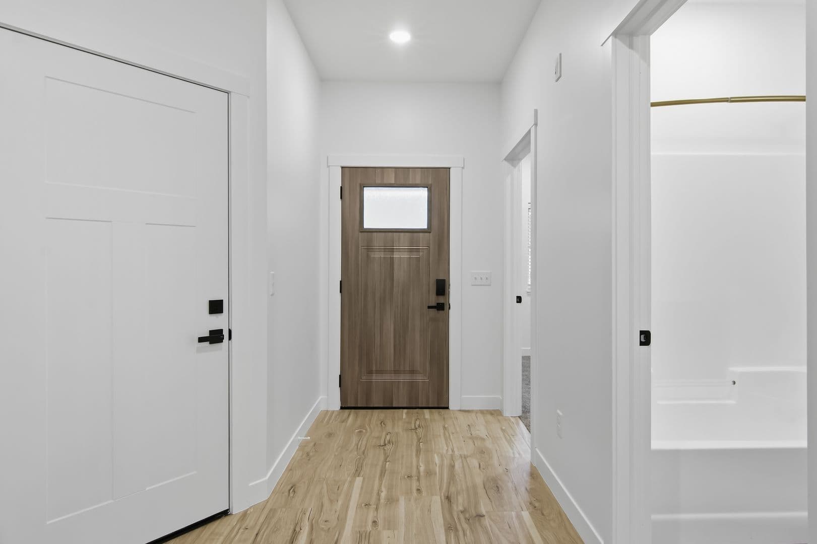 Altoona House: 1721 Whitetail Way