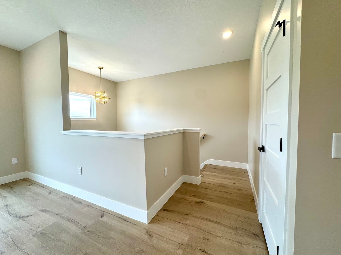 altoona Apartment: 1605-1623 Planert Place