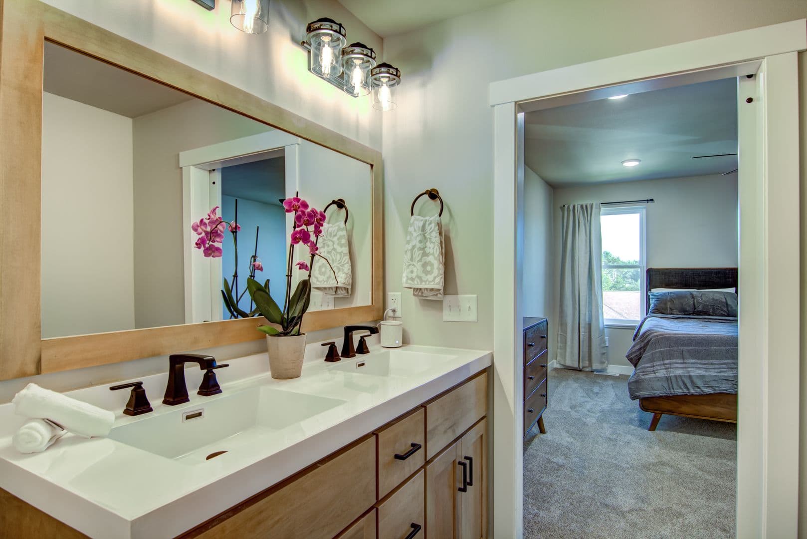 Altoona House: 2529 Otter Tail Way