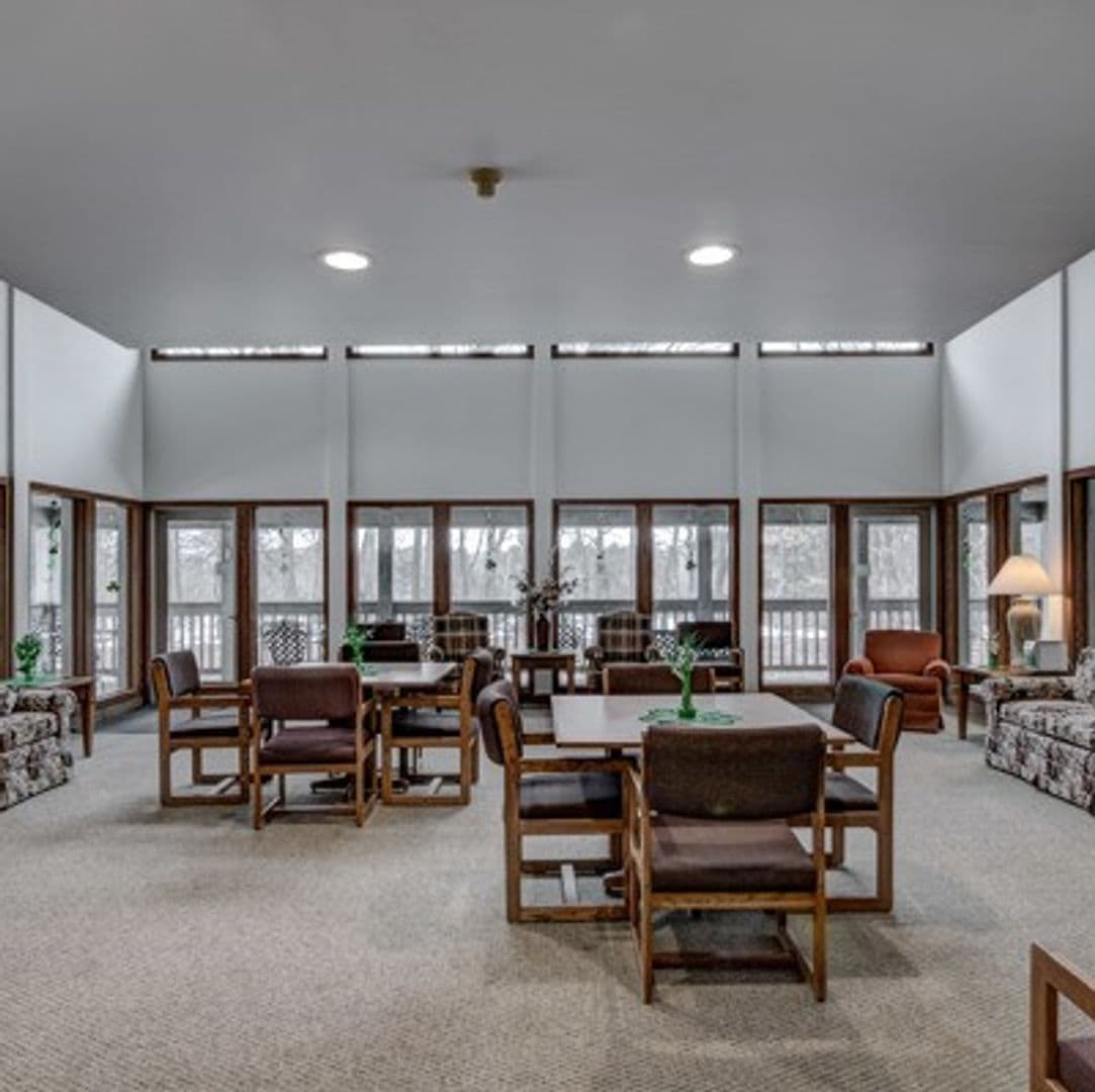 Eau Claire Apartment: 4880 Otteson Lane