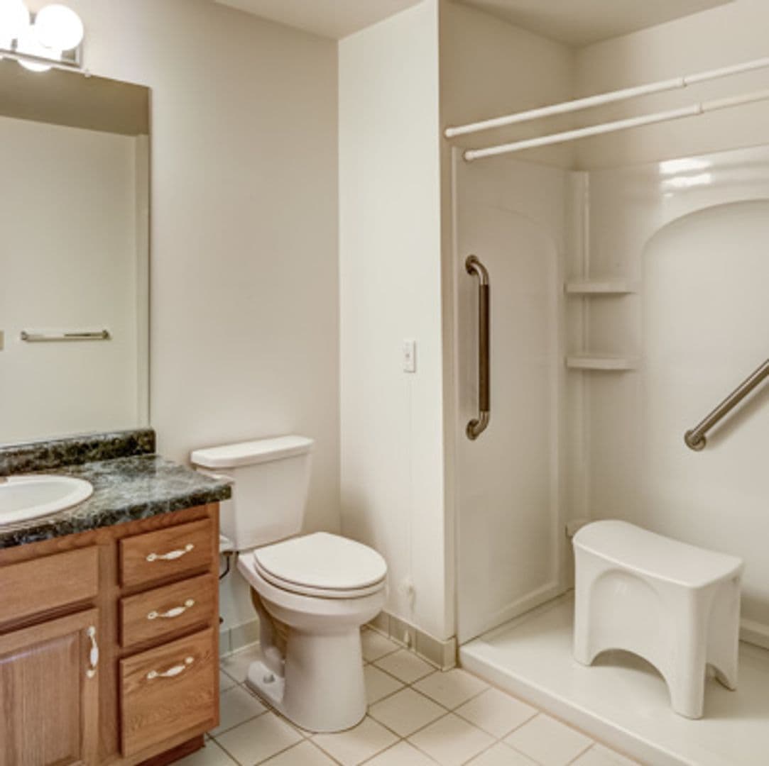 Eau Claire Apartment: 4880 Otteson Lane