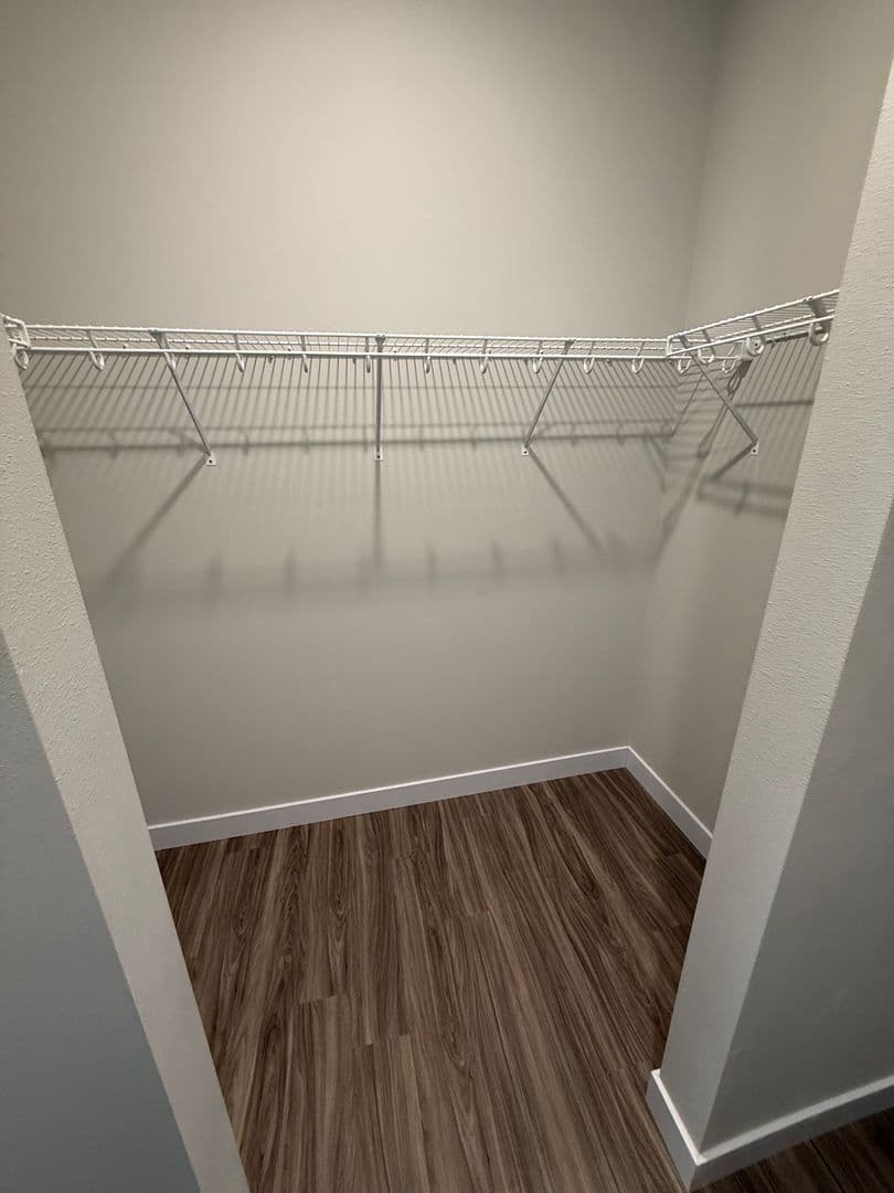 Eau Claire Apartment: 715 S Barstow St