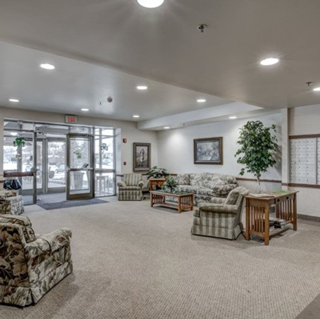 Eau Claire Apartment: 4880 Otteson Lane