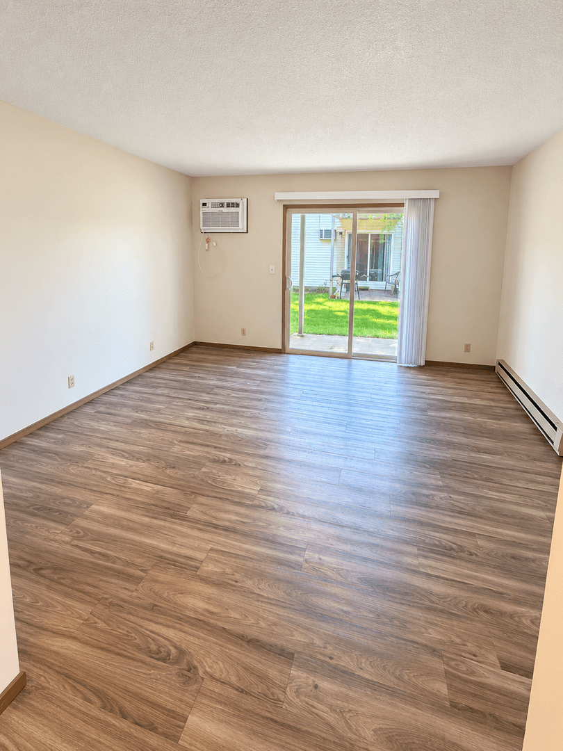 Eau Claire Apartment: 2311 Meadow Lane