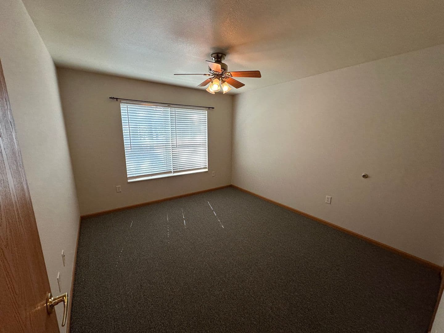 Menomonie Apartment: 879 Dancing Oaks Circle