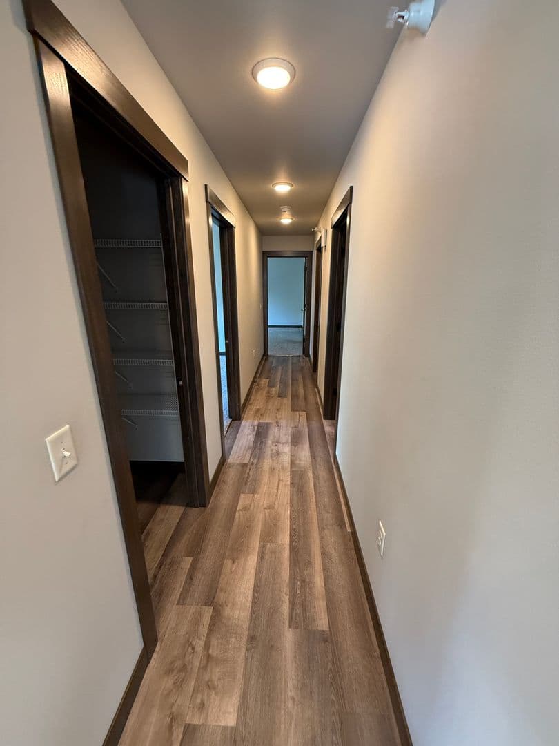 Eau Claire Apartment: 318 Elm Street