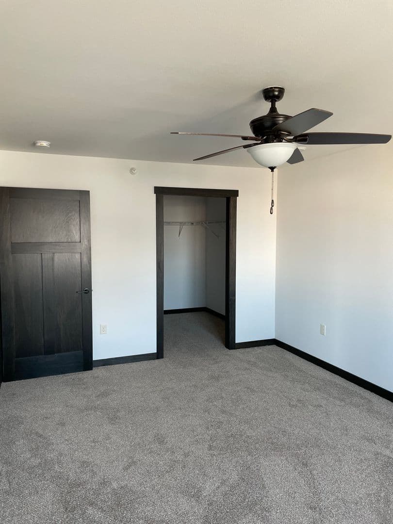 Eau Claire Apartment: 5304 -5320 Stonewood Drive