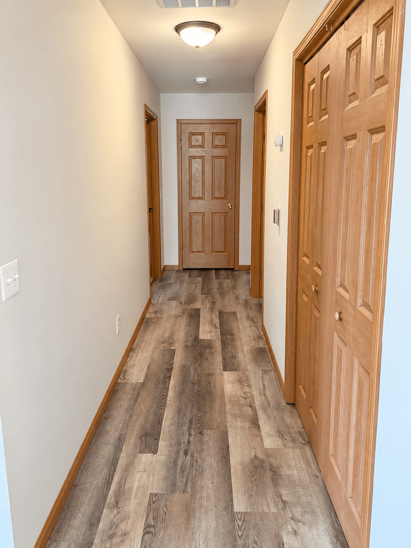 Eau Claire Apartment: 2825 Prestige Ct