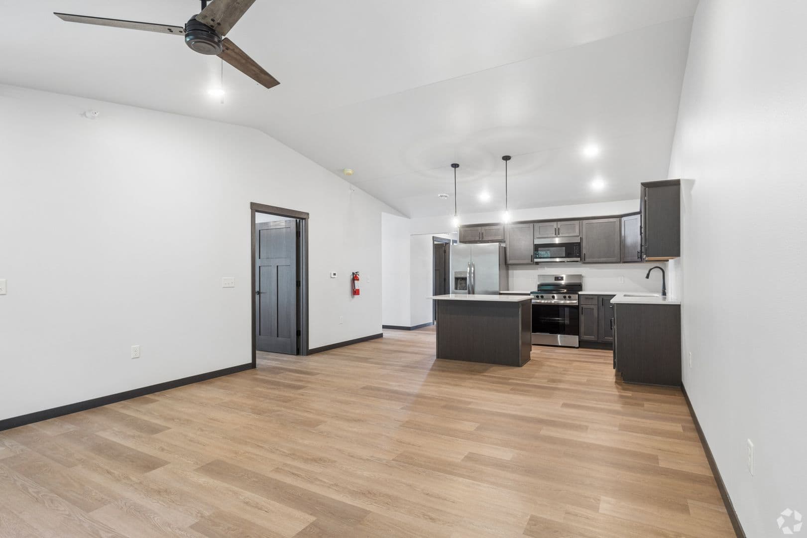 Altoona Apartment: 300 Yellowstone Tr & 676/708/736/756 Yosemite Way