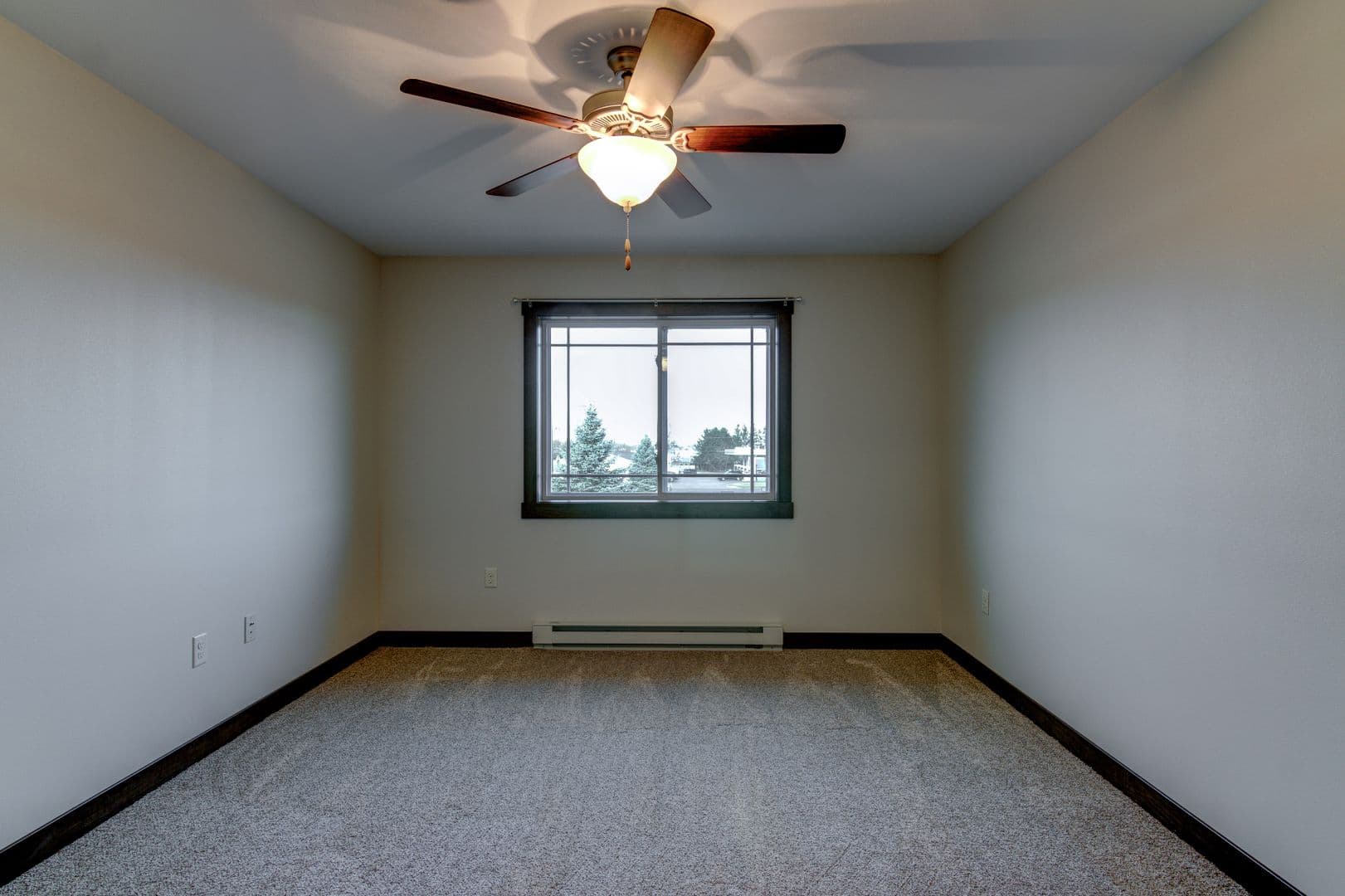 Chippewa Falls Apartment: 310, 312, 314, 316 Colome St
