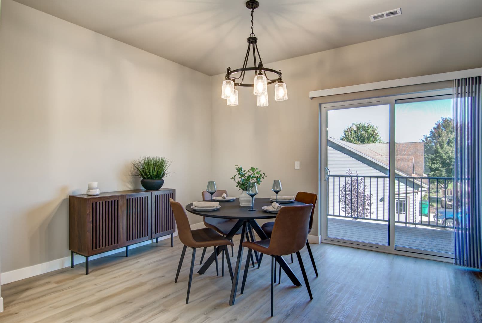 Altoona House: 2529 Otter Tail Way