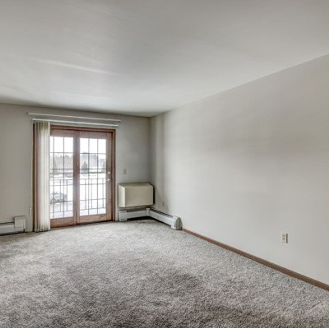 Eau Claire Apartment: 4880 Otteson Lane