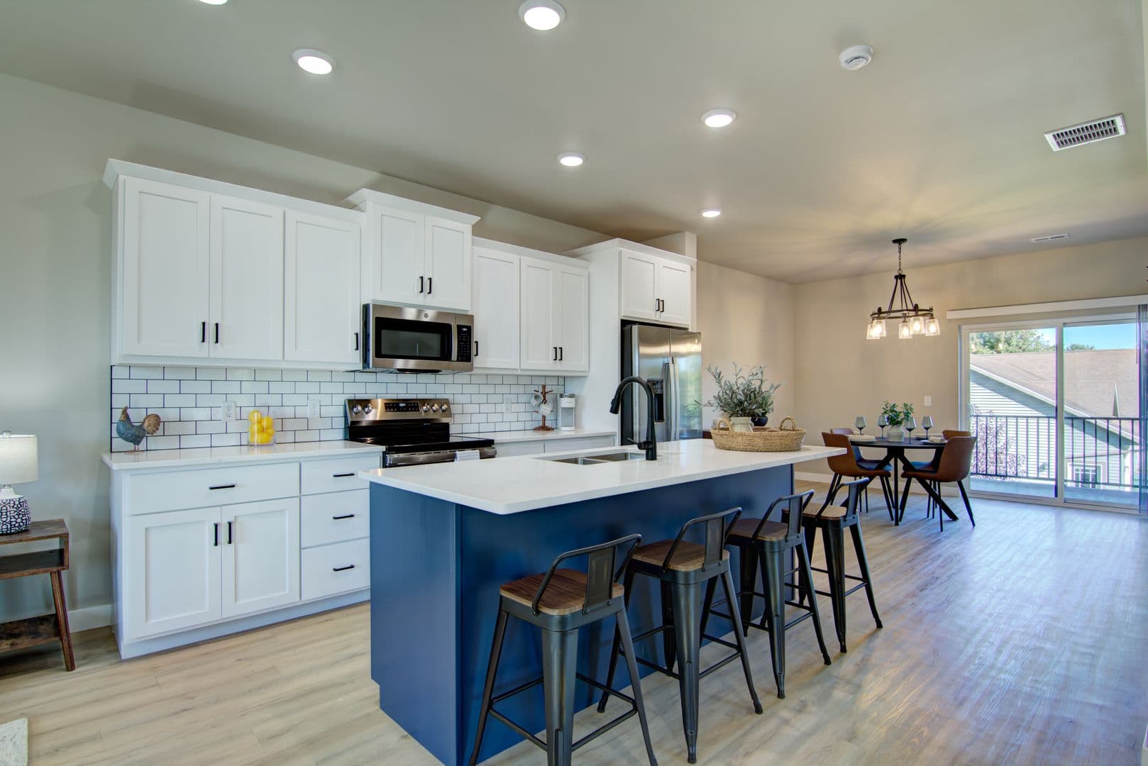 Altoona House: 2529 Otter Tail Way
